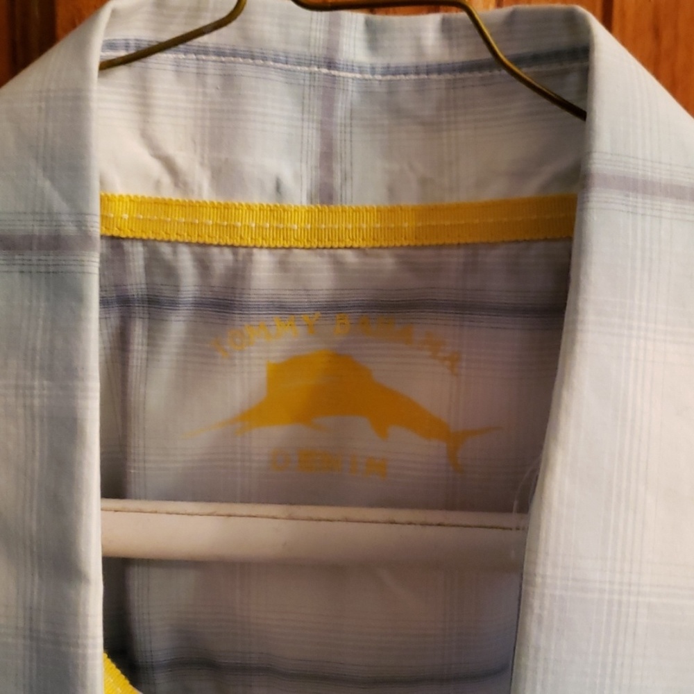 Tommy Bahama button down shirt - Picture 4 of 4